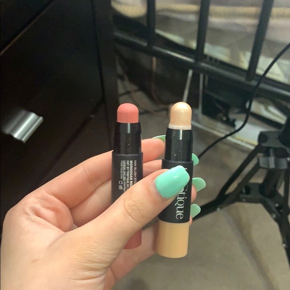 face products - Picture 3 of 3